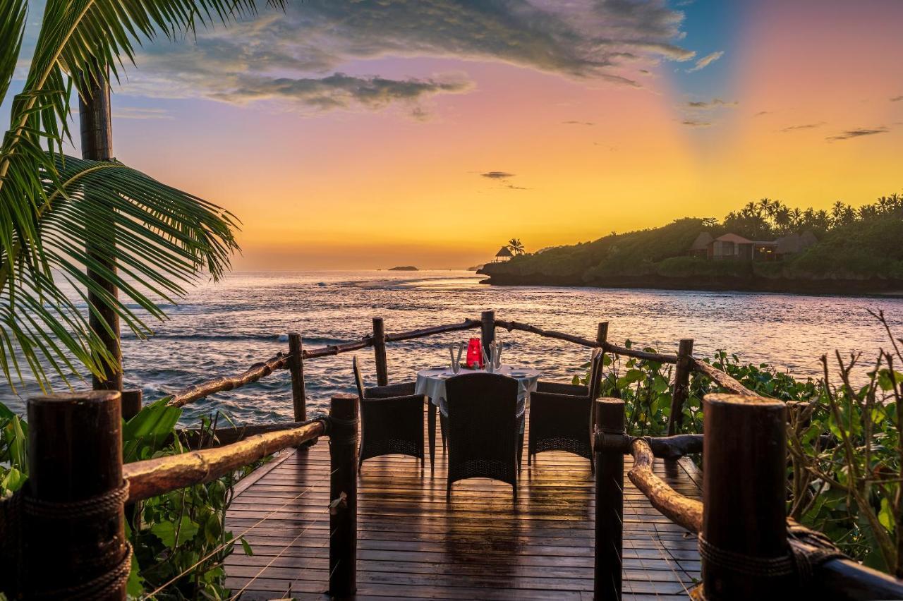 Savasi Island Resort Savusavu Exterior photo